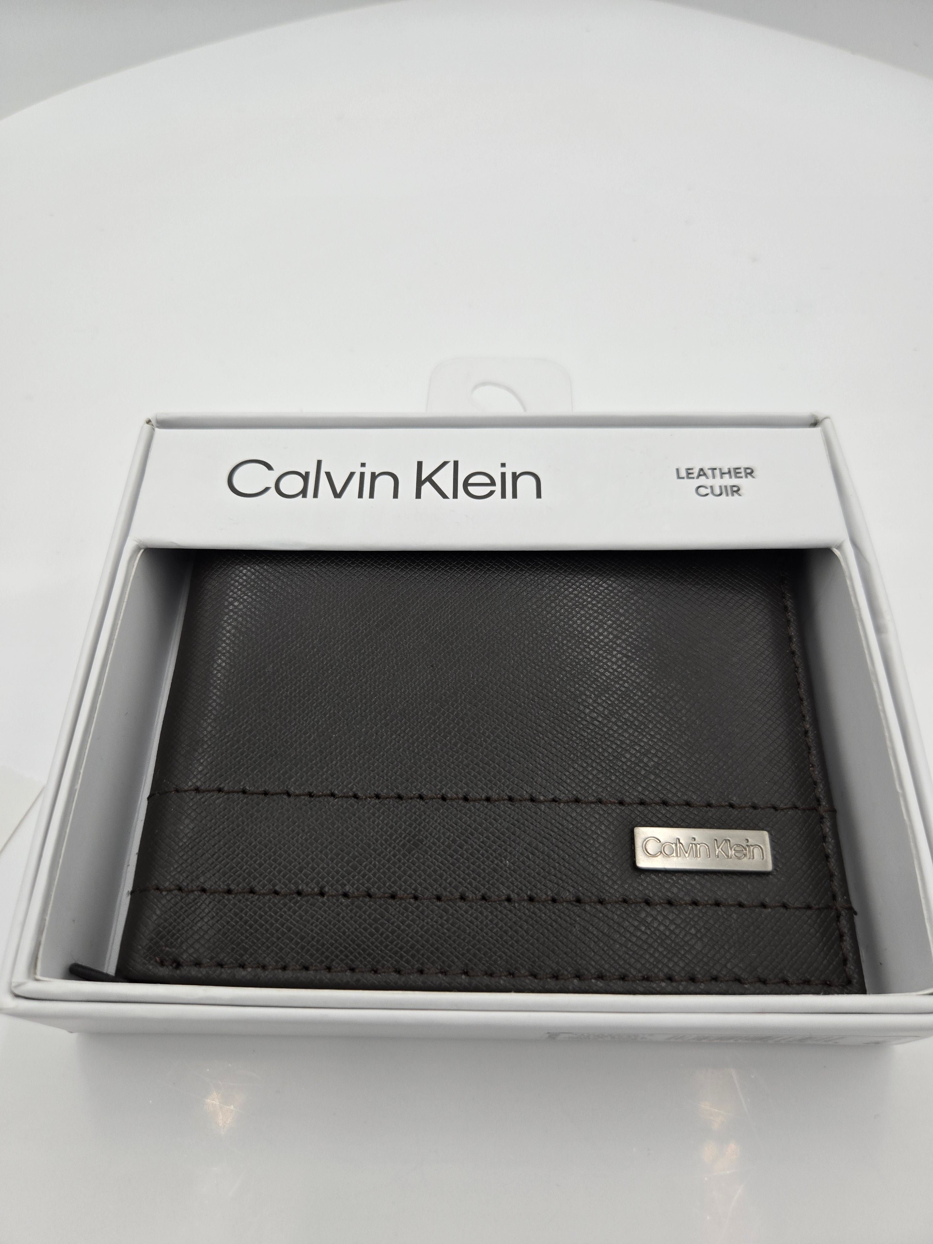 Calvin Klein Men's Genuine Leather Wallet | Espresso Brown | Slim Bifold Wallet