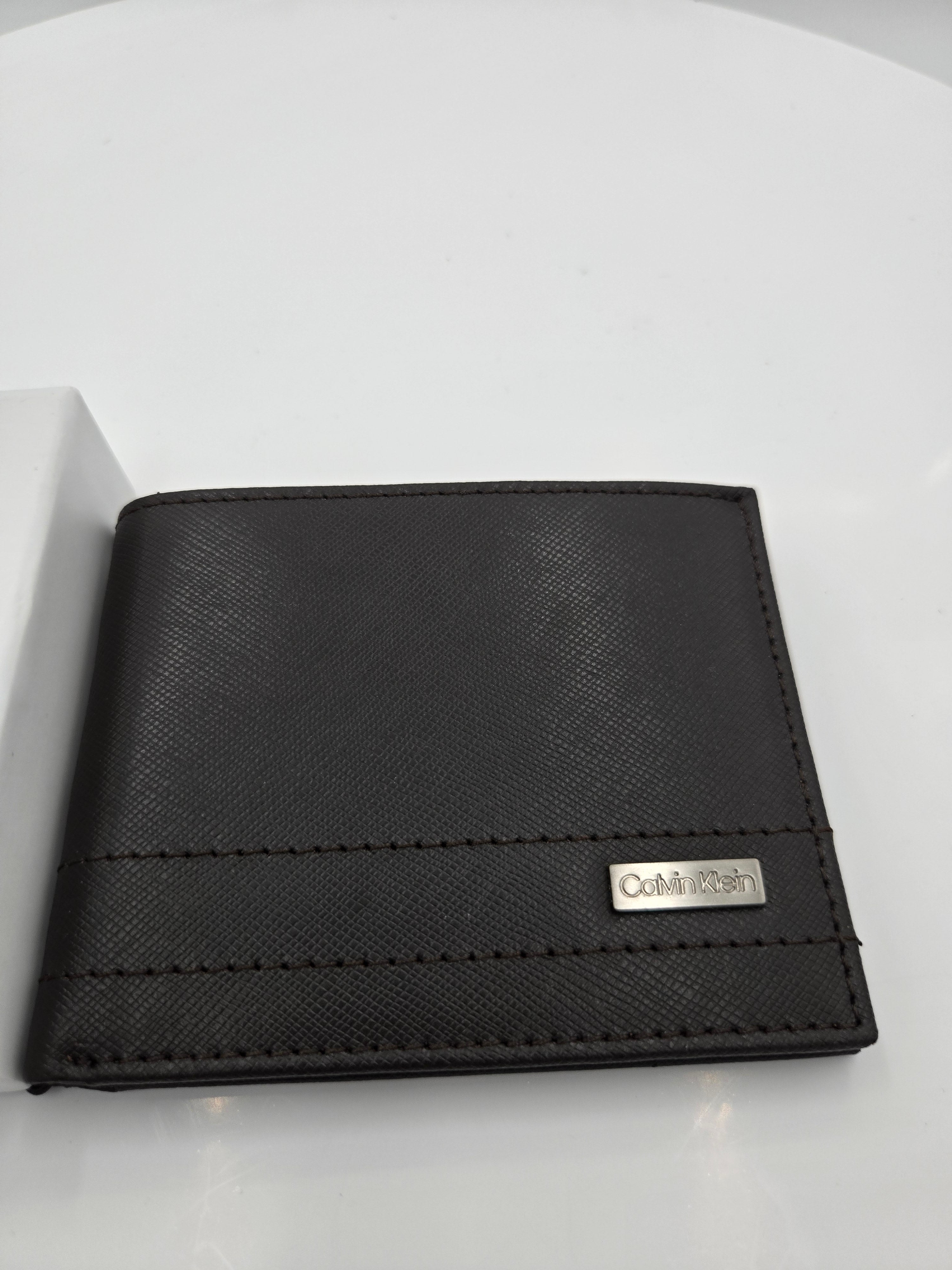 Calvin Klein Men's Genuine Leather Wallet | Espresso Brown | Slim Bifold Wallet
