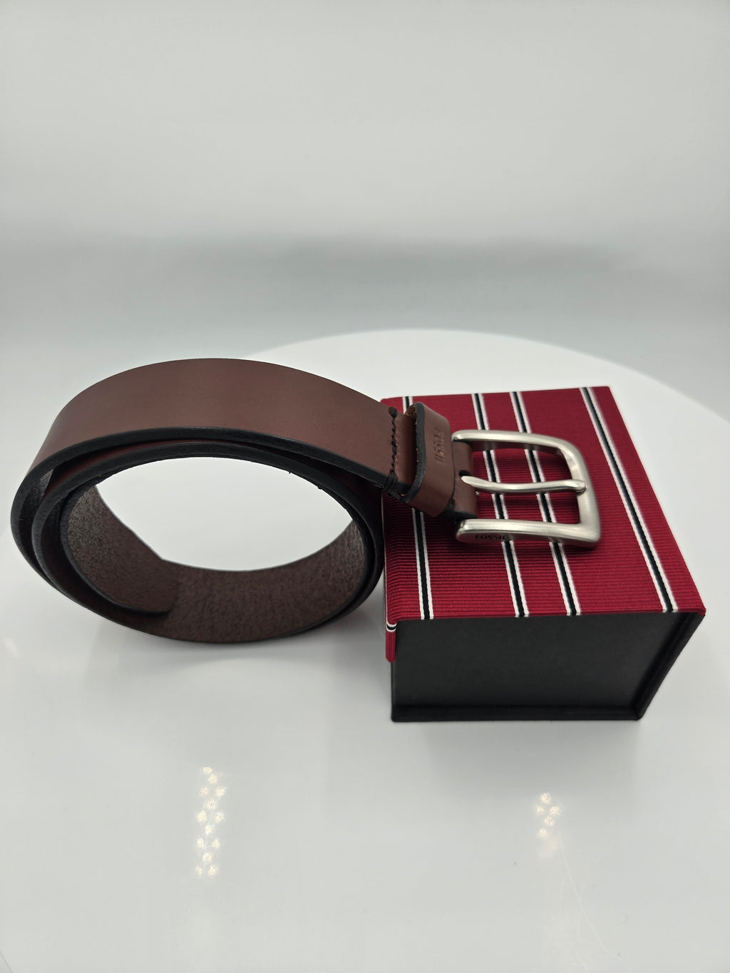 Fossil Genuine Leather Belt | Men's Size 34" Waist | 1.5" Wide | 0.144 kg | Brown | Curator's Choice