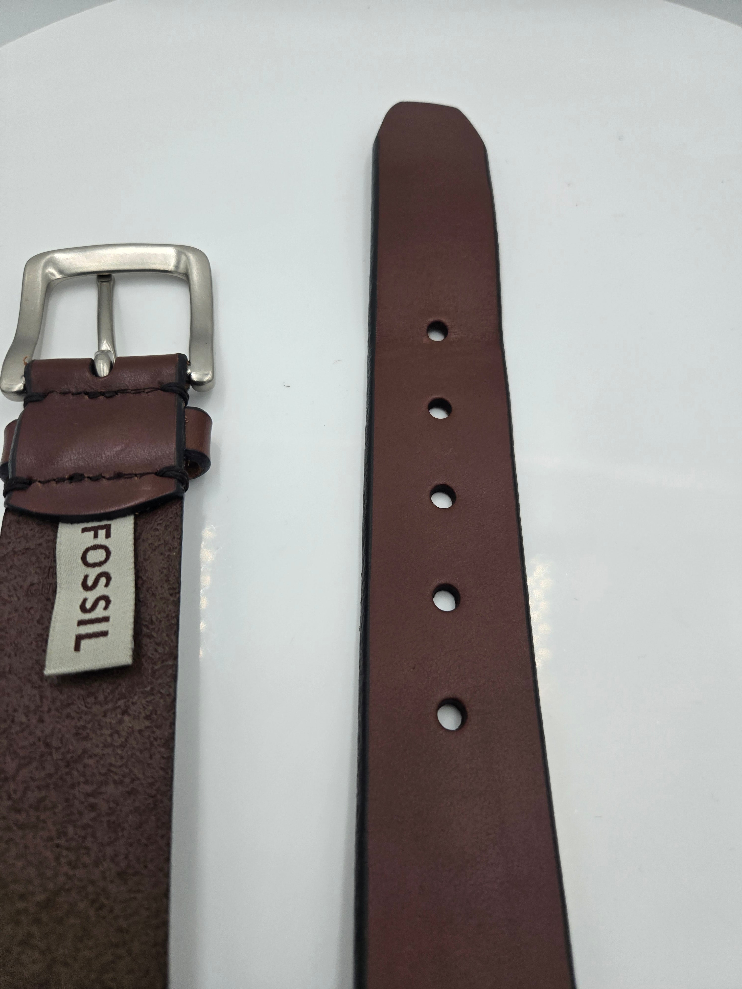 Fossil Classic Genuine Leather Belt | Men's Size 36" Waist | 1.5" Wide | 0.162 kg | Brown | Curator's Choice