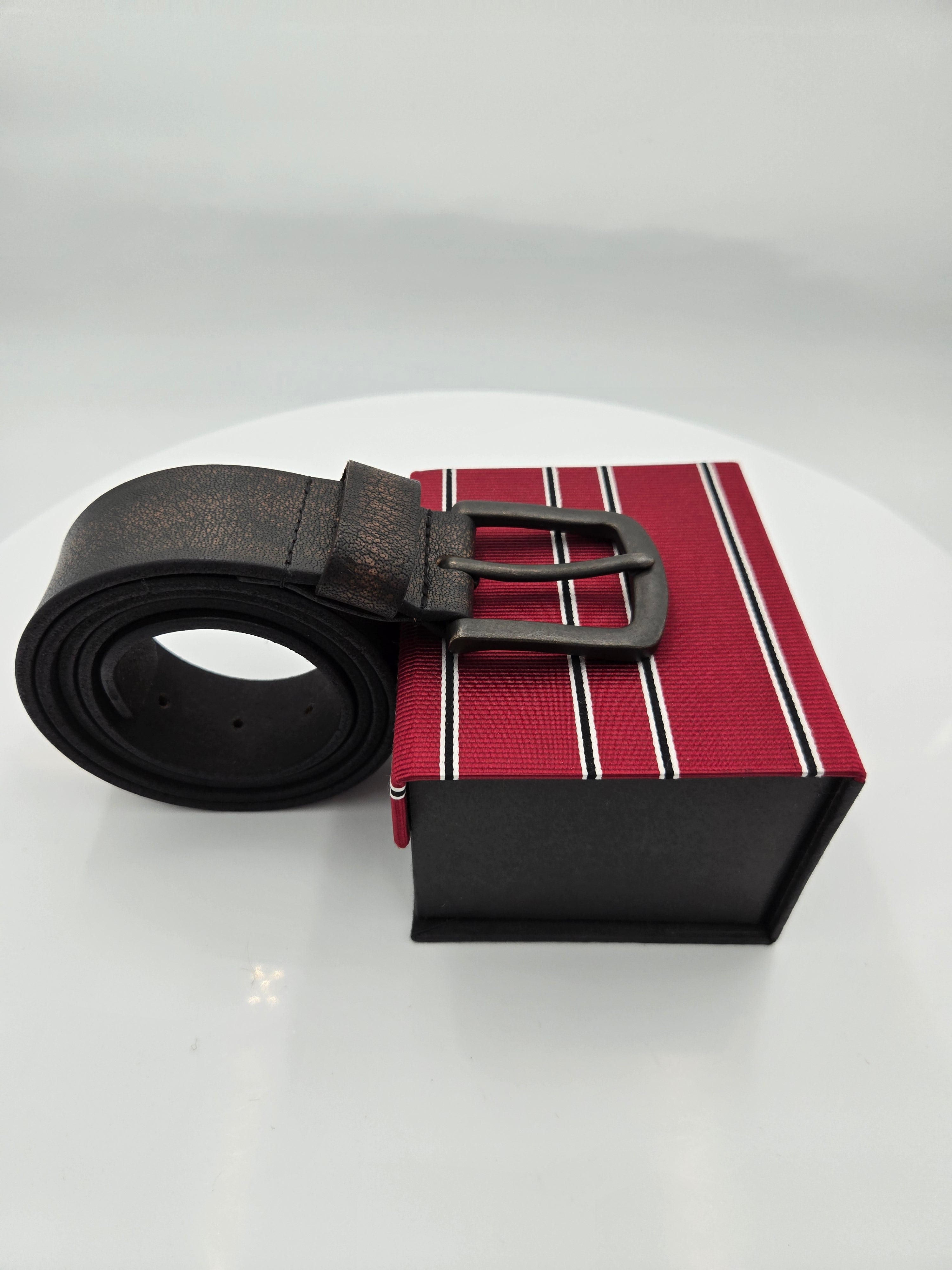 Curator's Choice Genuine Leather Belt – Rich Pull-Up Leather – Waist Size 40