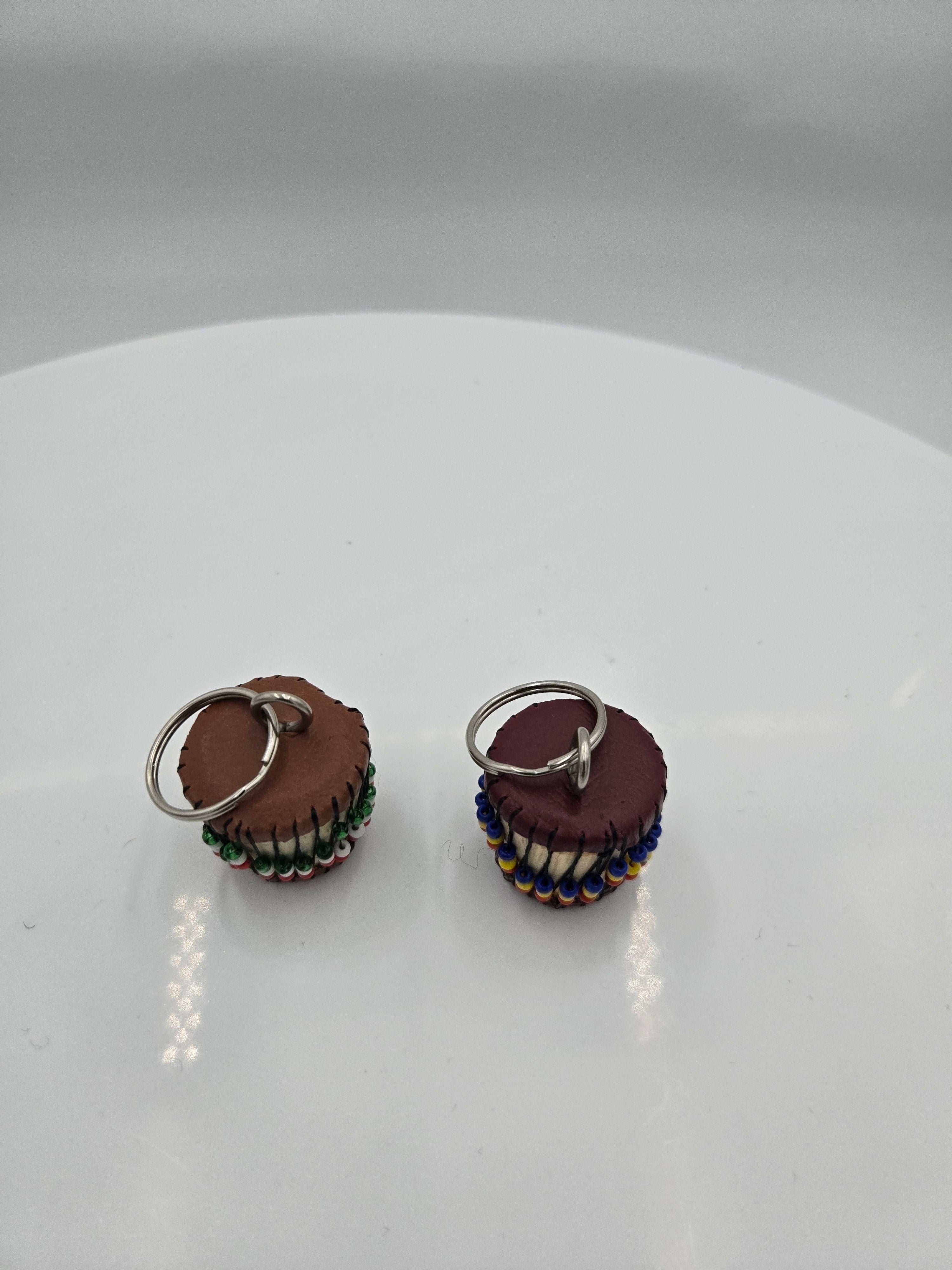 Handcrafted Cone-Shaped Beaded Wooden Keychain – Made in Kenya – 2.8 cm Diameter – 0.015 kg