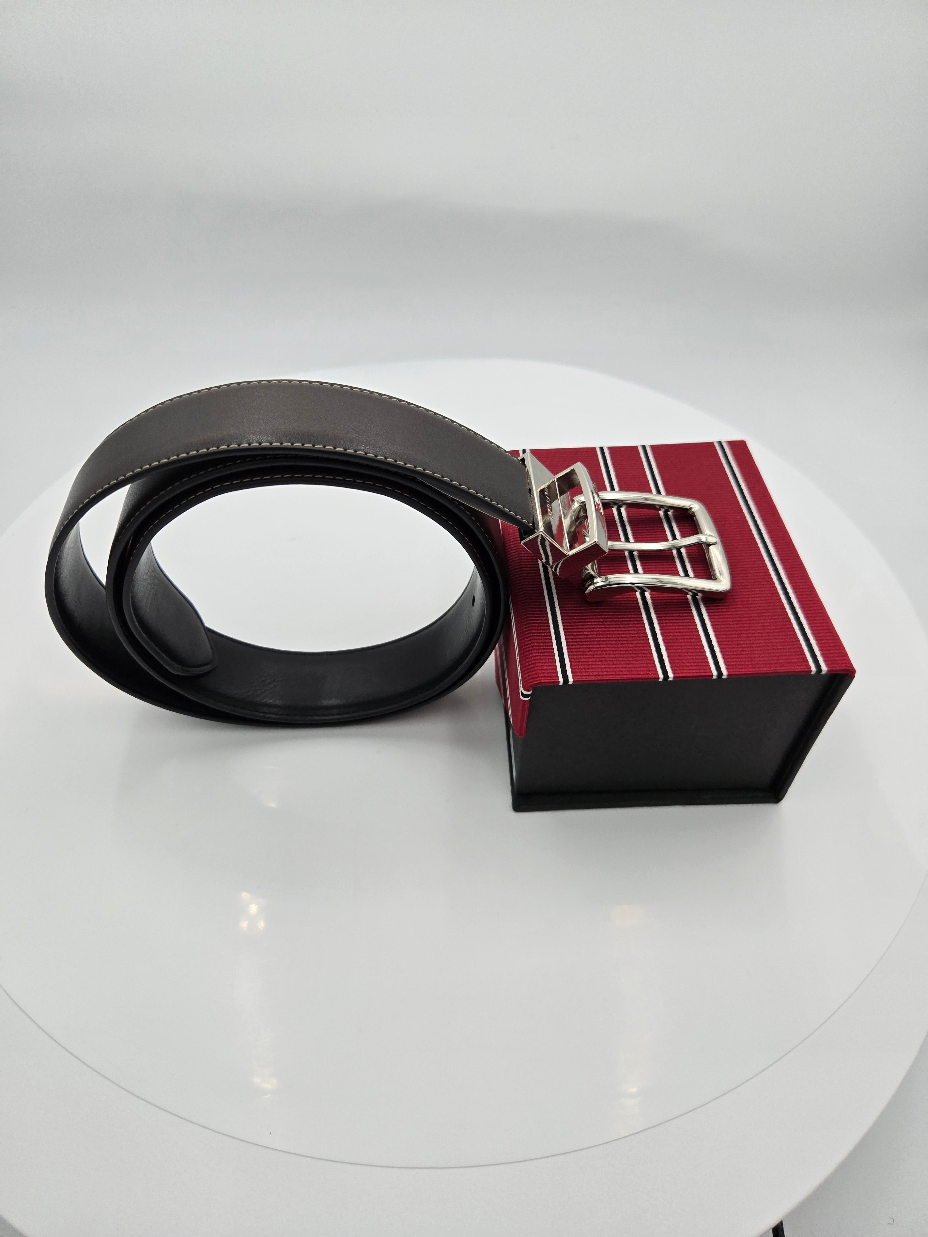 Tommy Hilfiger Reversible Genuine Leather Belt | Medium (34–36) | Made in China