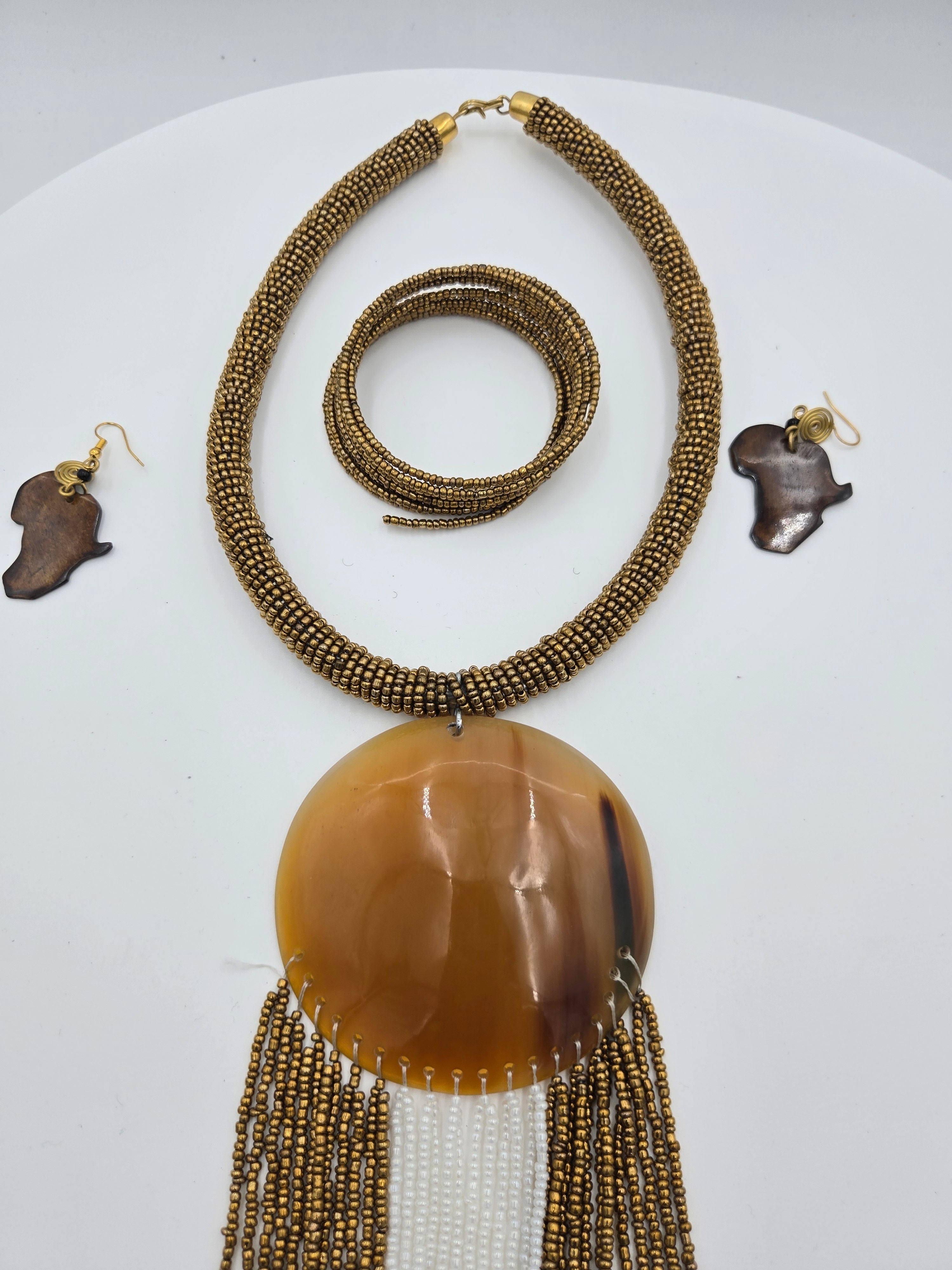 Handcrafted African Beaded Statement Necklace – Natural Horn Pendant – Crown 17 cm – Fringe 31 cm – Total Length 48 cm – Wt. 0.169 kg