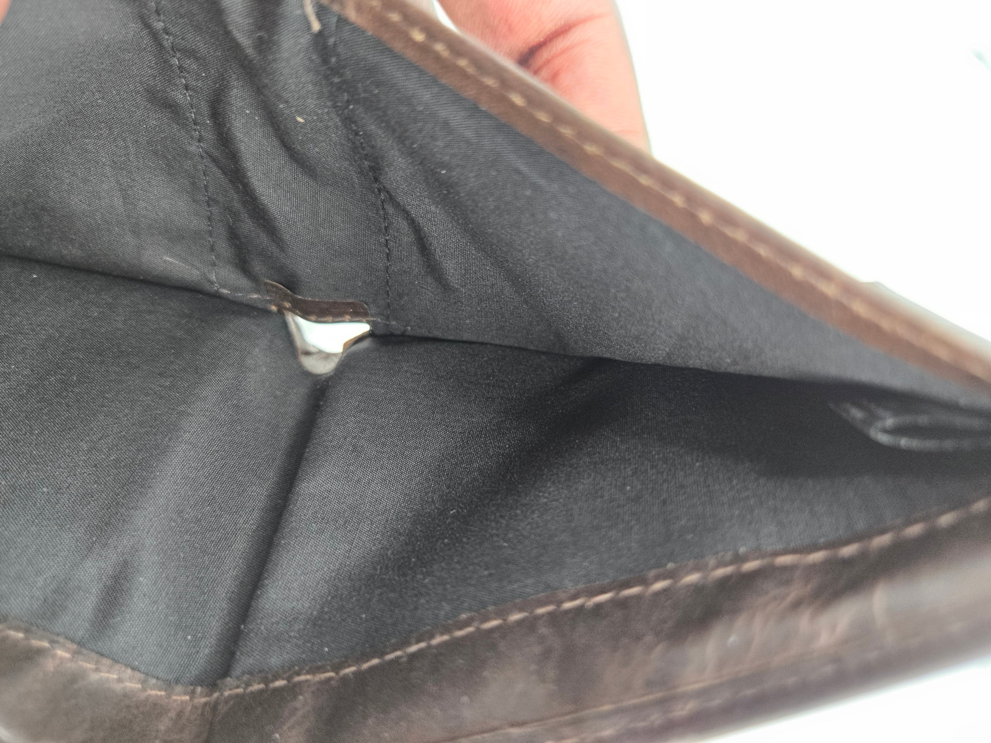 STORM Genuine Leather Bifold Wallet – Espresso Brown | Curator's Choice