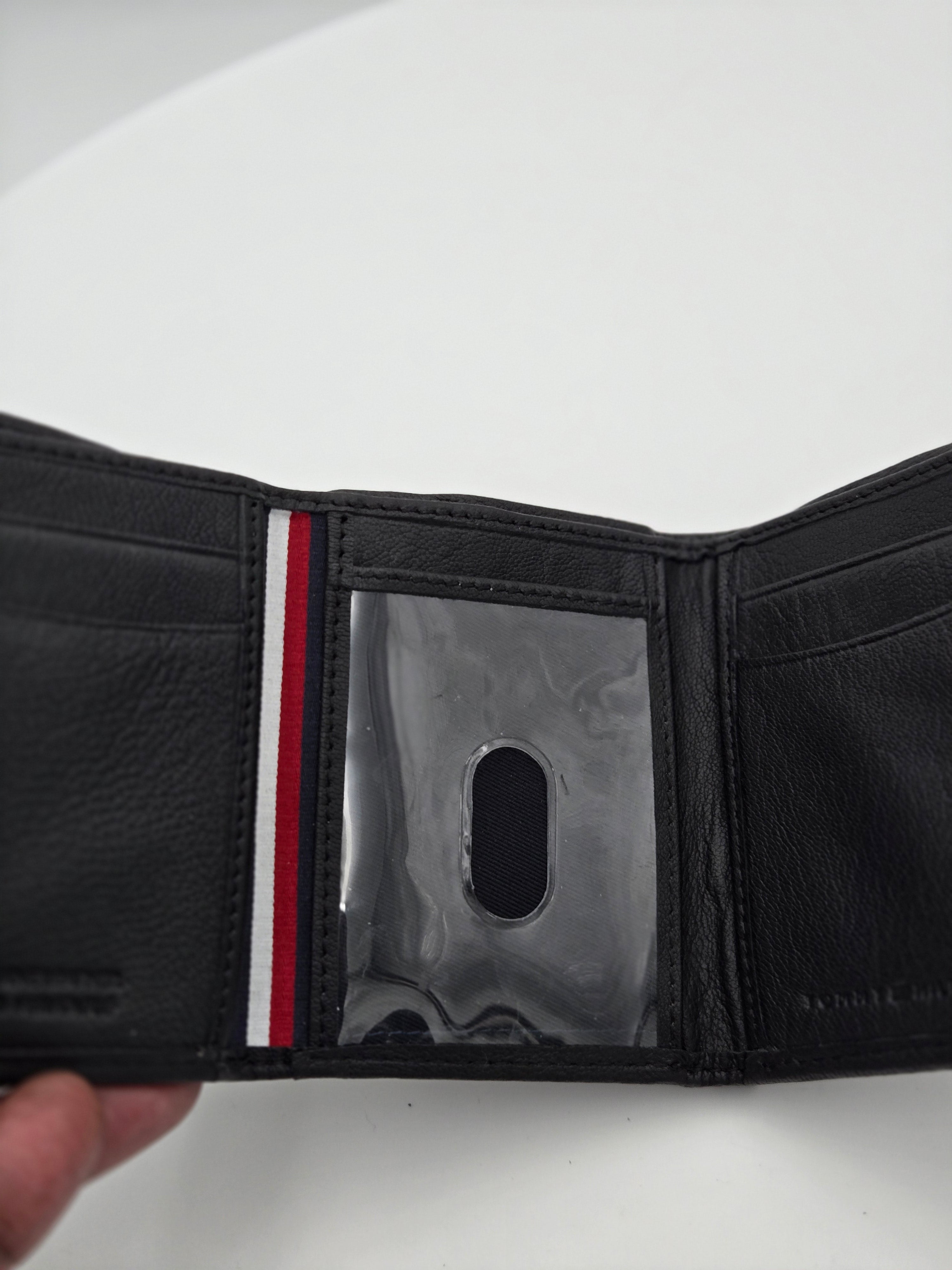 Tommy Hilfiger Men’s Genuine Leather Trifold Wallet – Black