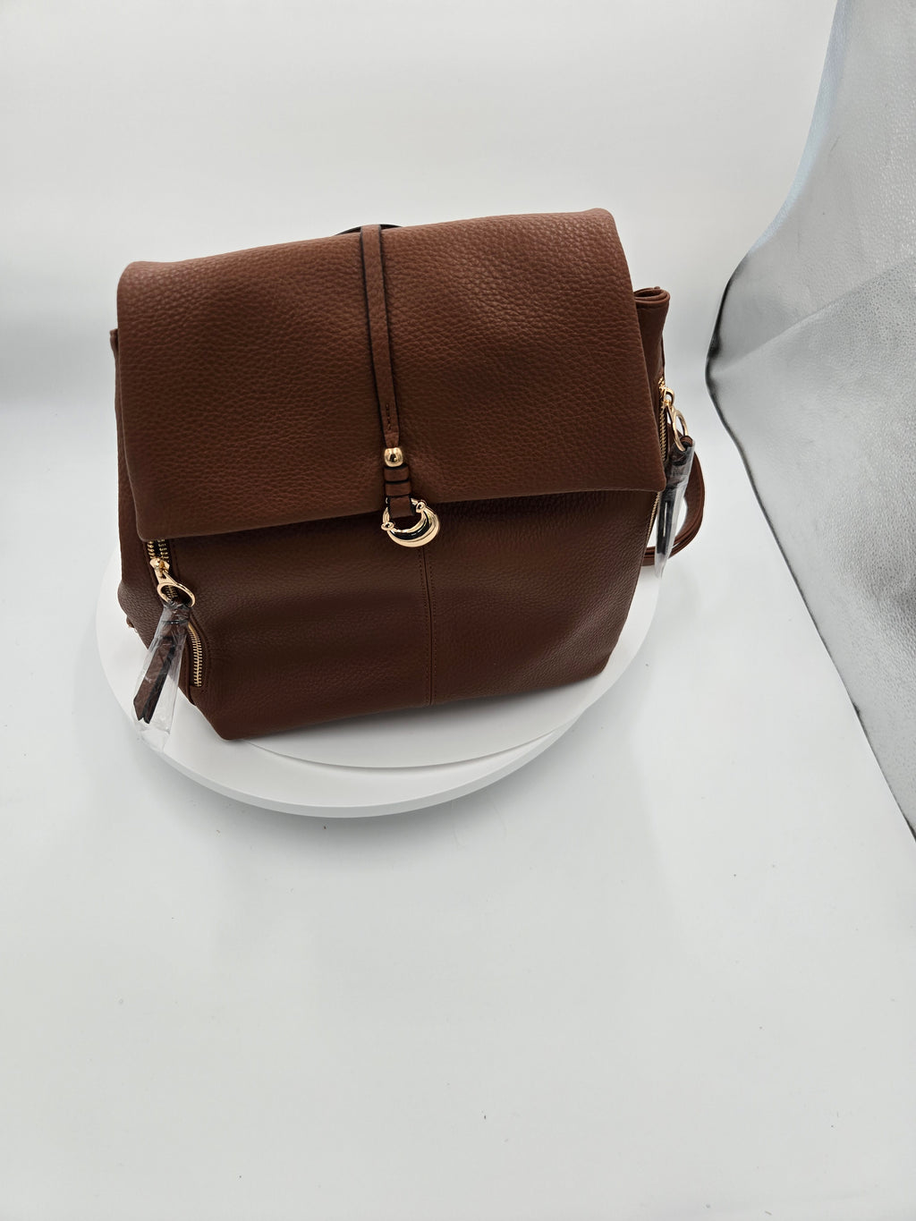 Empresia Approved Vegan Ladies Travel Bag – Haute Fashion Products | Cognac Brown | 33 × 34 cm | 0.646 kg