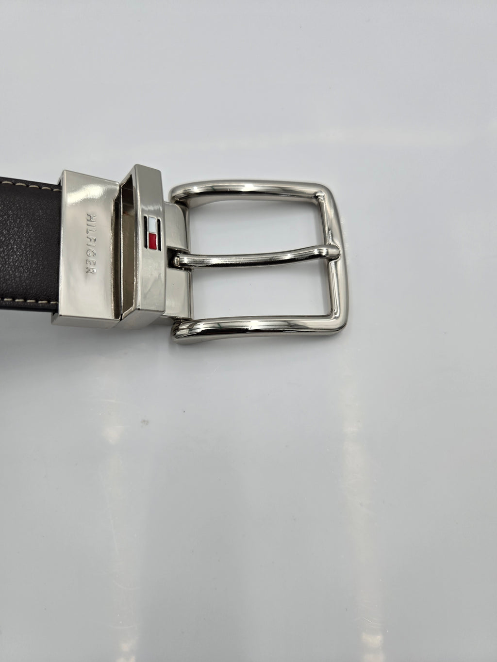 Tommy Hilfiger Reversible Genuine Leather Belt | Medium (34–36) | Made in China