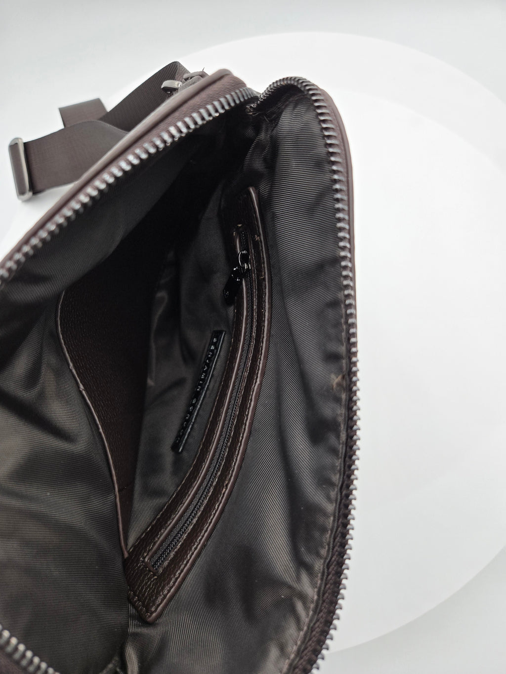 RUSS Men’s PETA-Approved Vegan Crossbody Bag – Chocolate Brown